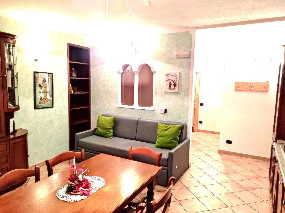 Apartment "Casa Maya" Mezzana  Eksteriør bilde